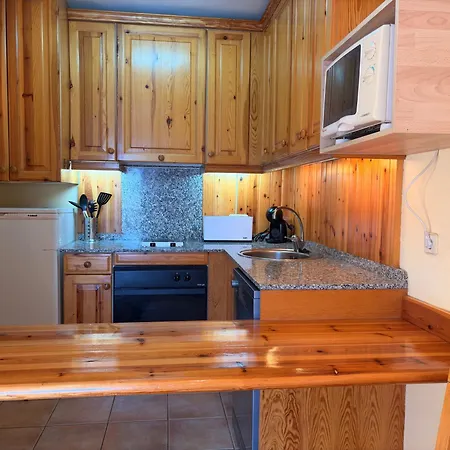 Chimenea, Confort Moderno Y Madera - Falco 2