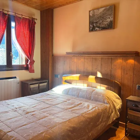 Apartament Chimenea, Confort Moderno Y Madera - Falco 2